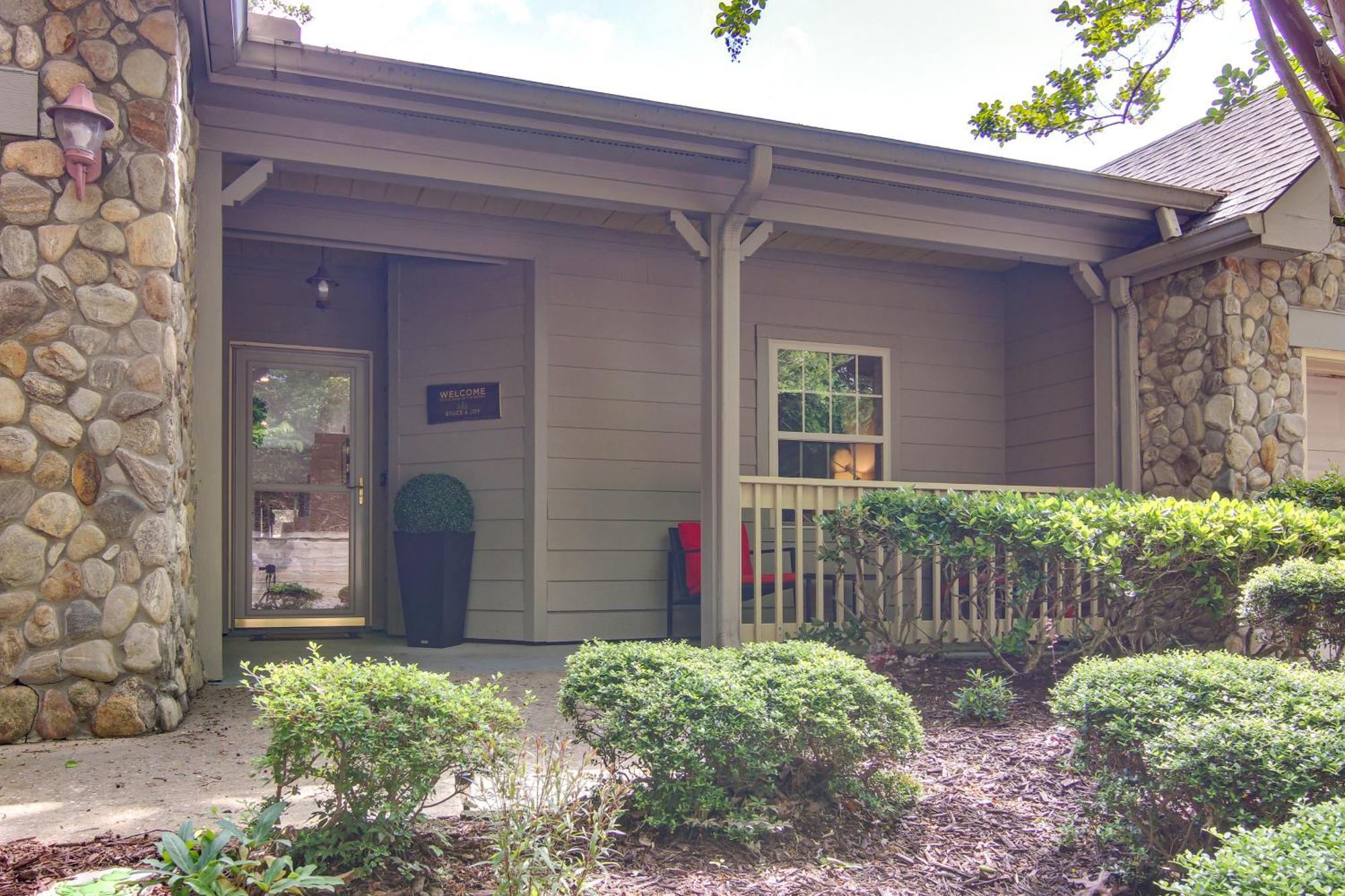 Lake Lure Condo With Resort Pool And Beach Access! Exterior photo